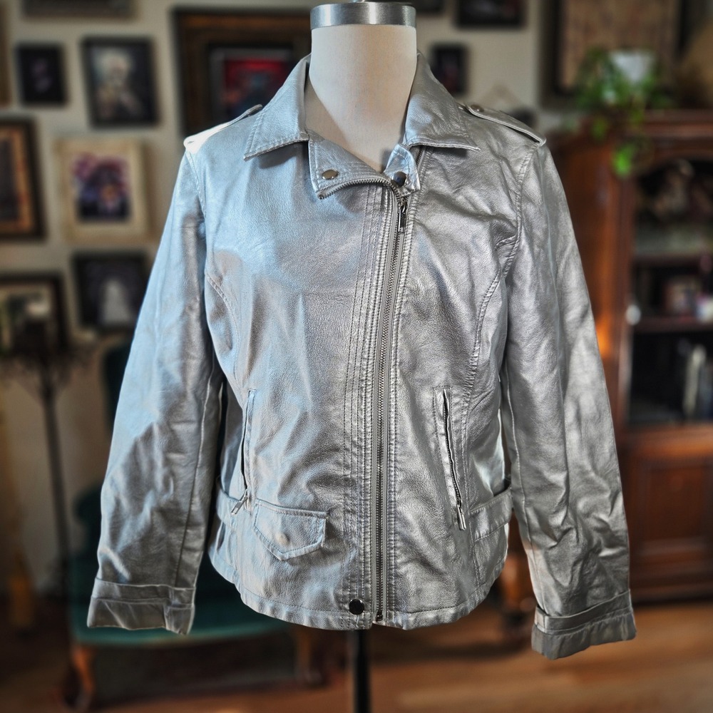 Baccini Silver Metallic Moto Jacket Womens Large Faux Leather Shiny Biker Coat
